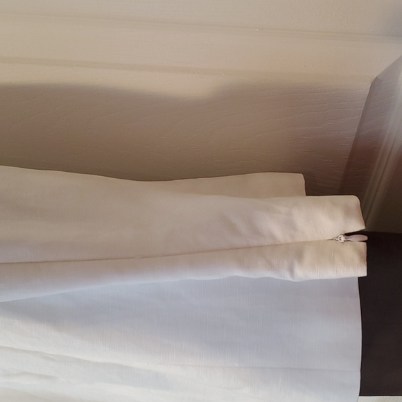 Tahari | Linen Blend Beaded Jacket, Tank, & Pants Set - Picture 7 of 14